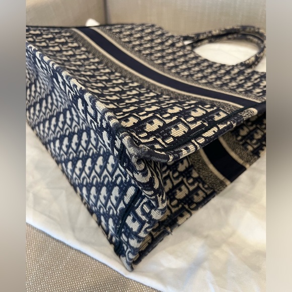 Dior Large Book Tote - Picture 4 of 14
